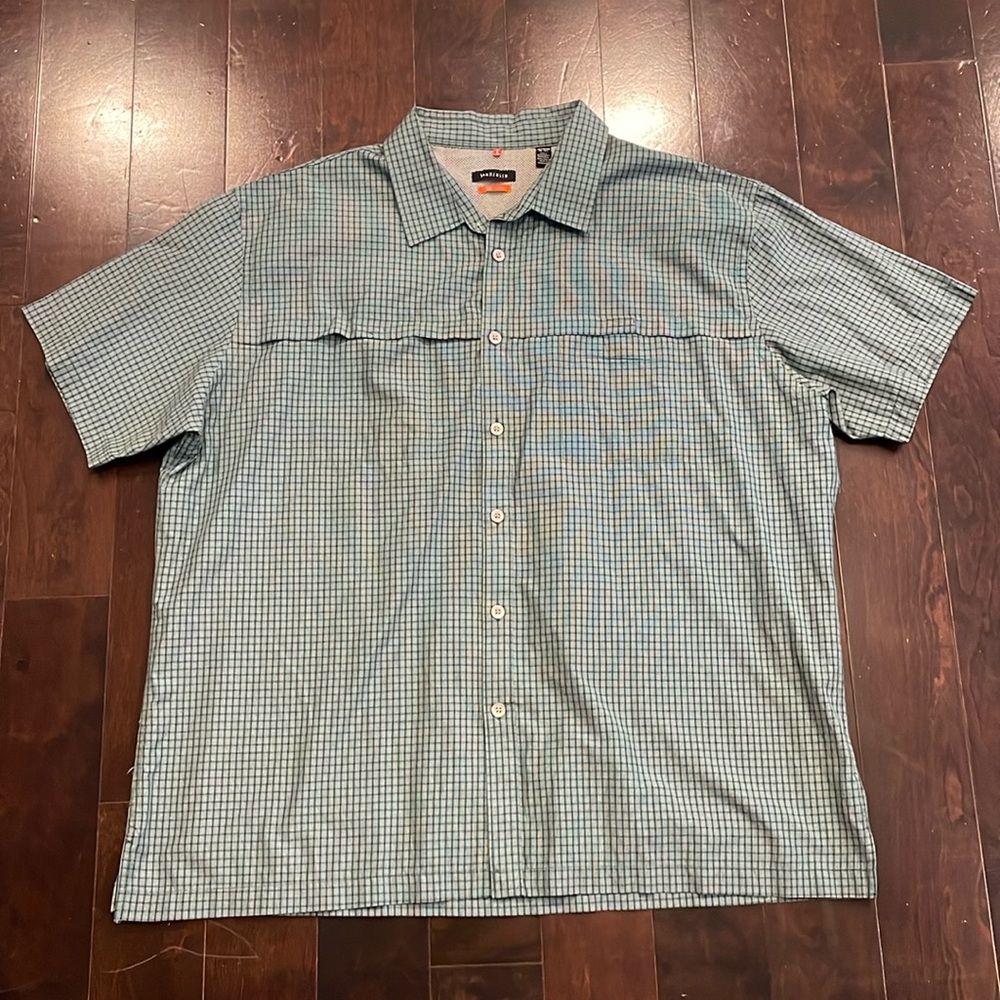 Men’s Van Heusen Traveler Short Sleeve Shirt Size XXL 18-18.5 Cotton Blend